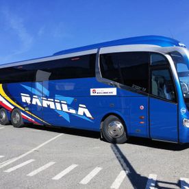 Autocares Rámila S.L. autocar azul